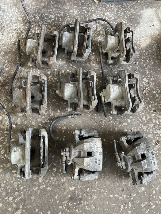 Суппорт передний задний на камри 40 45 оригинал!