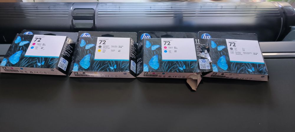 Продам плоттер hp