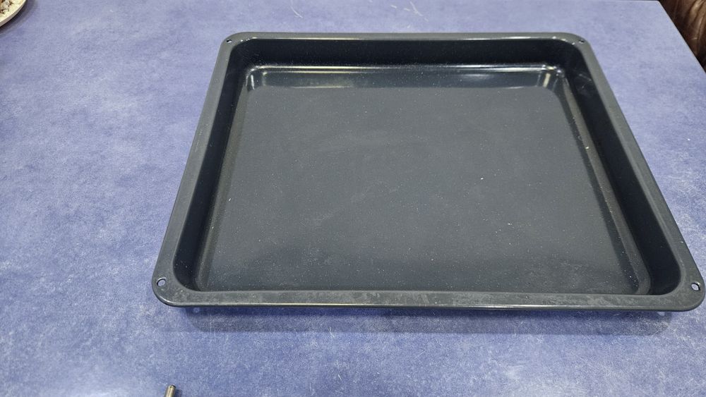 Продам листы в духовой шкаф