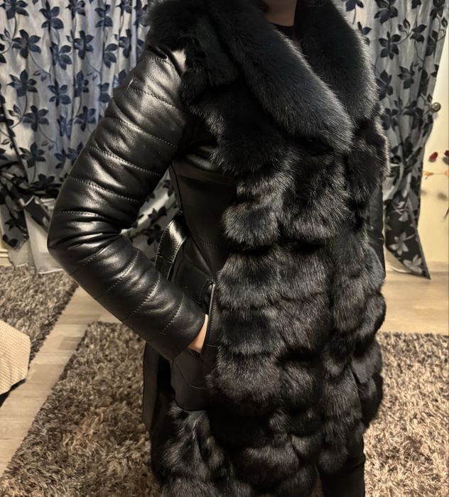 Haina din piele naturala cu blana naturala