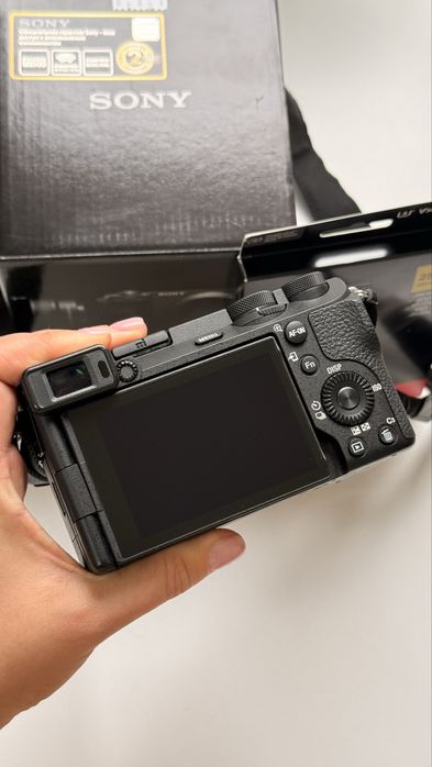 Sony Alpha A6700 Kit 16–50 mm + 2 карты памяти 256 ГБ