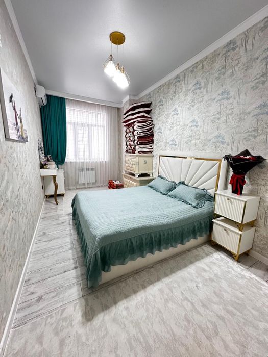 Тамаша 4 бөлмелі квартира сатылады.