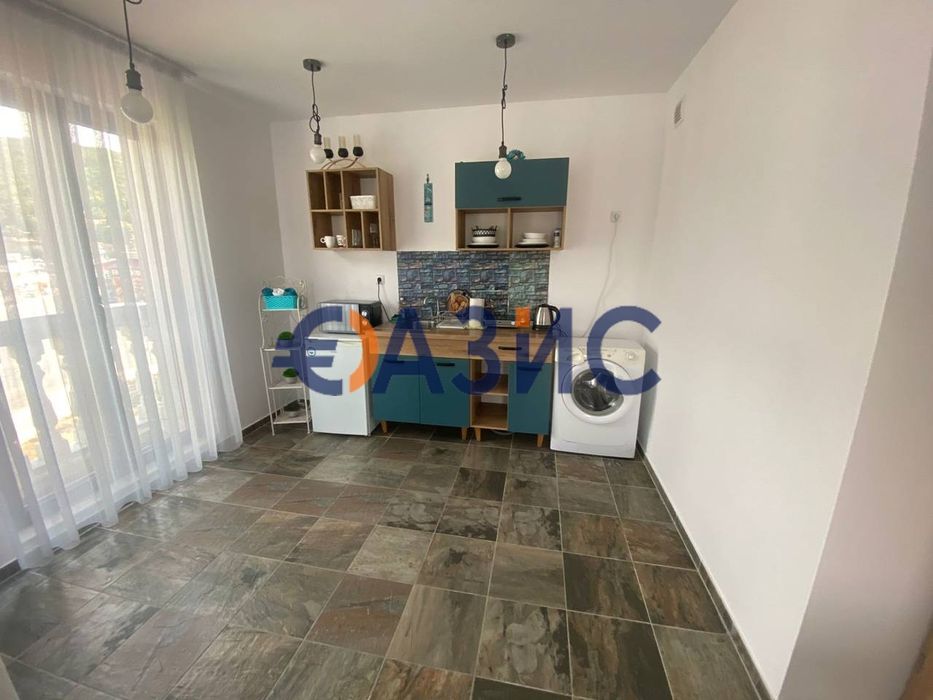 Продава се Двустаен апартамент в к.к. Елените - 65 кв.м за 487 €/кв.м - Снимка #5