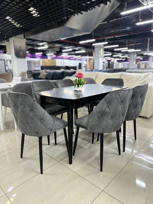 Комплект столов со стульями