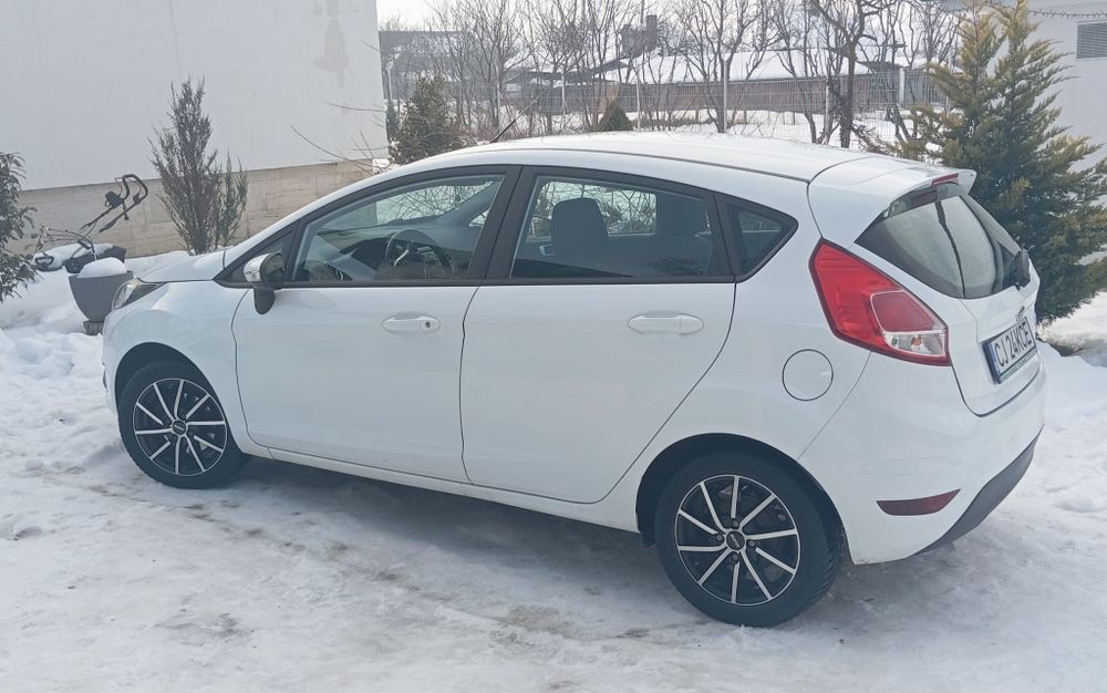 Vând Ford Fiesta 2016