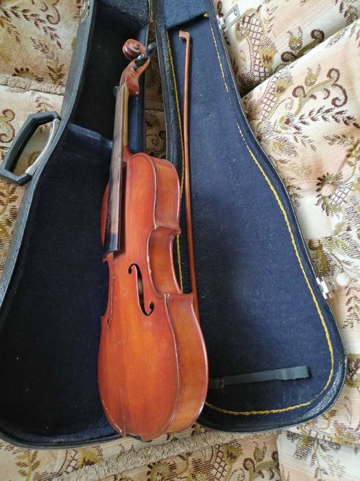 Vioara veche in stare buna
