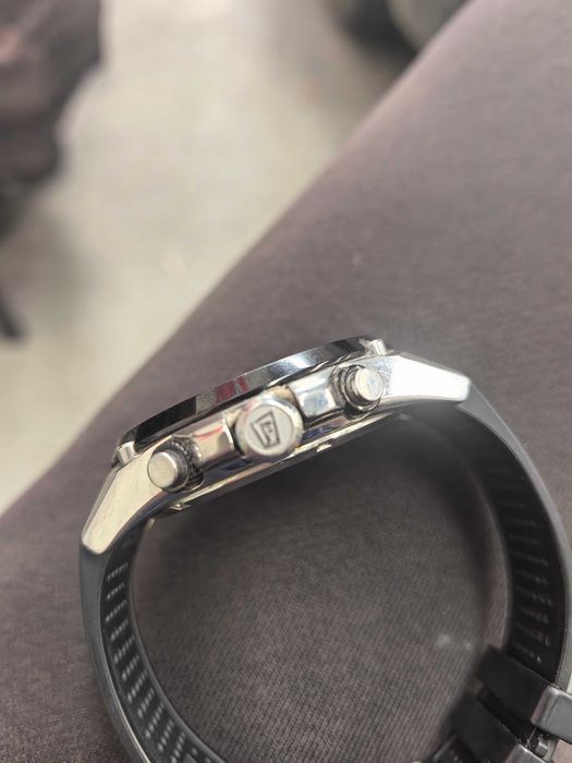 Продава часовник Festina f20330