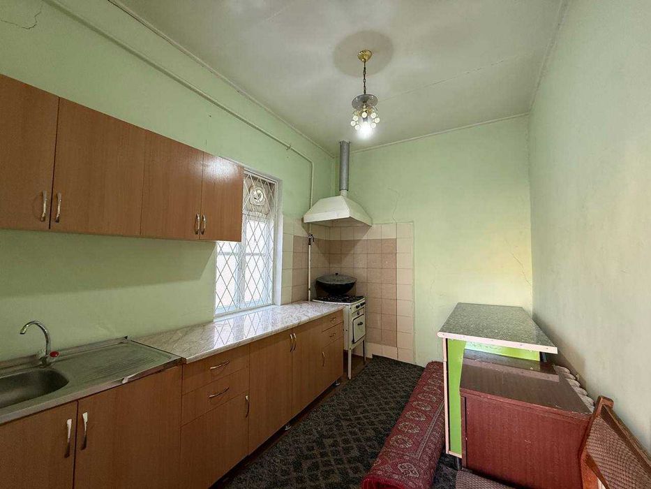 TAYYOR 3.5 SOTIQLI hovli sotiladi #a538