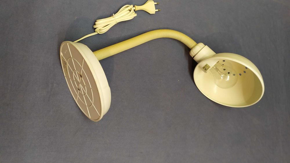 Настолни немски лампи