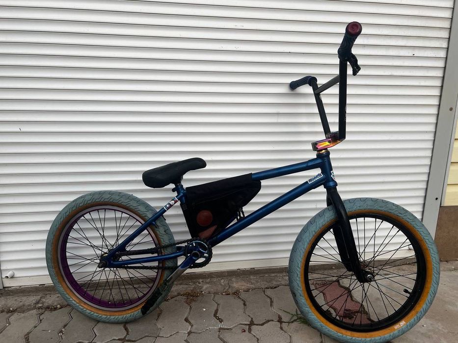Продам велосипед BMX