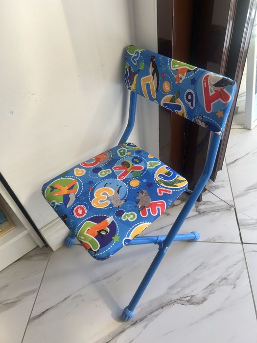 Стул детский синий