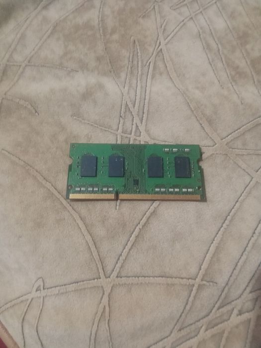 Memorie RAM 4GB DDR3