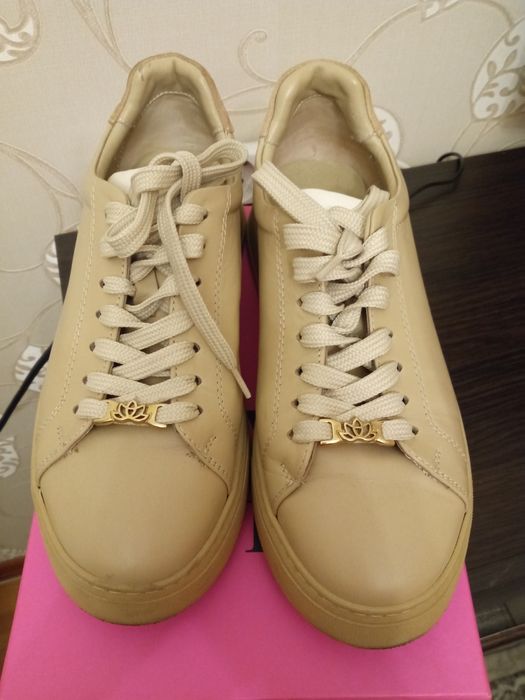 Обувь женские кеды