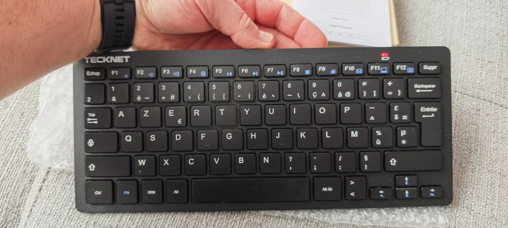 Mini tastatura wireless neagra