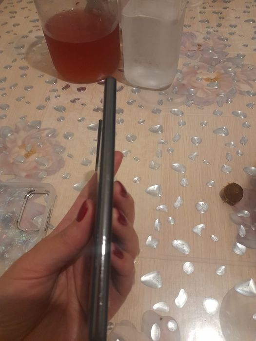 Продаю Самсунг А52 128 гб