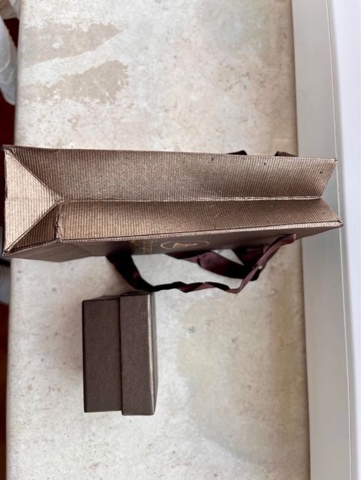 Сребърно колие със синтетичен сапфир и цирконий