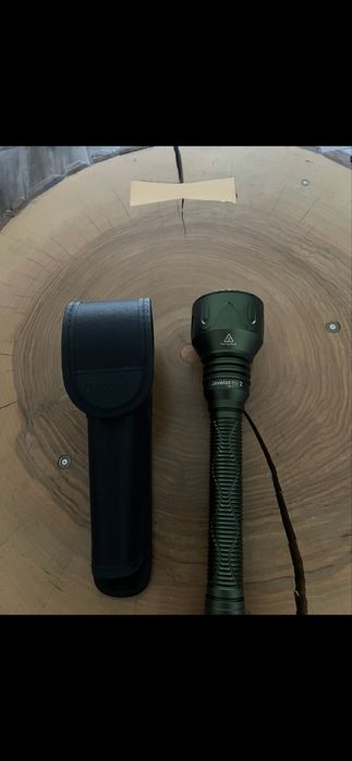 Lanterna olight javelot pro 2