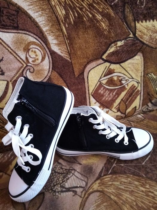 Детски кецове за момиче