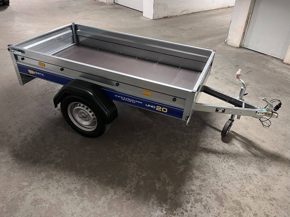 Vesta Uno 20 + опорно колело