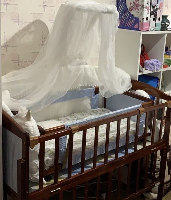 Детская кроватка