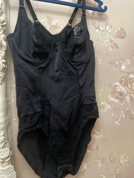 Летние  платья , нижнее белье карсет и кофта кардиган