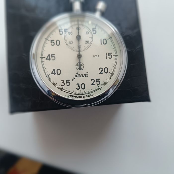 Продаю часы СССР