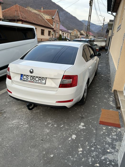 SKODA Octavia 2018 — imagine 3
