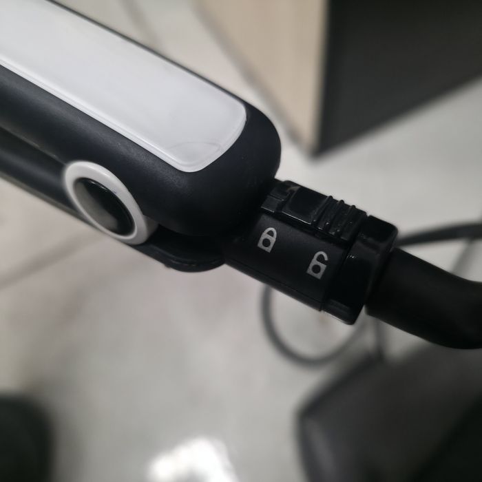 Преса за коса Ideen Welt – запазена