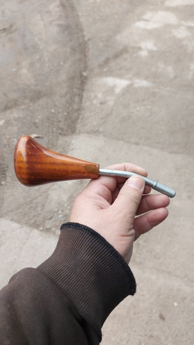 Продам Кулису на Мерседес 124 Привазной