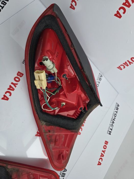 Стопове toyota Rav 4 преди фейслифта 06-09г.