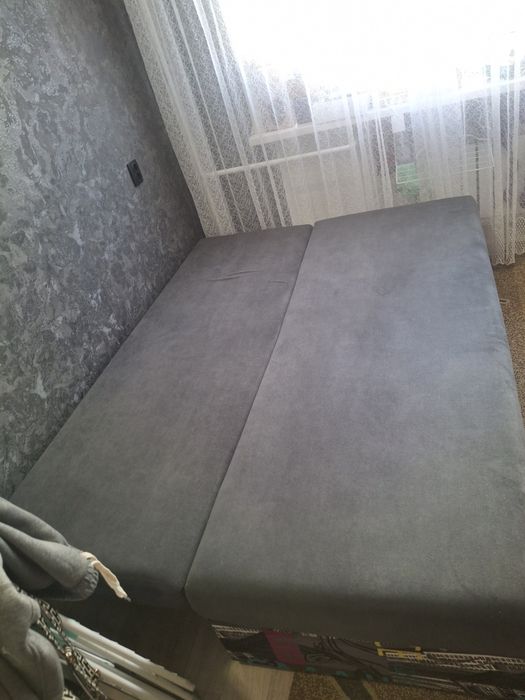 Продам  ДИВАН. В хорошем состояние