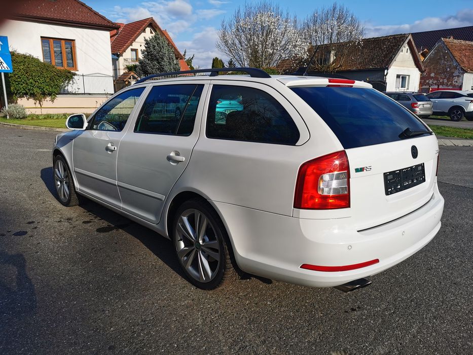 SKODA Octavia 2012 — imagine 4