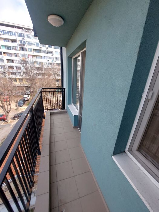 Дава се под наем Двустаен апартамент в Варна, Автогара - 70 кв.м за 459 € - Снимка #4