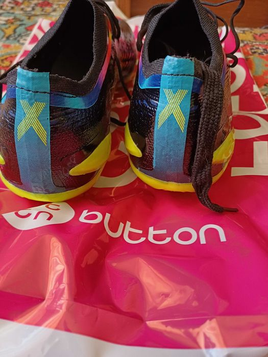 Футбольные бутсы