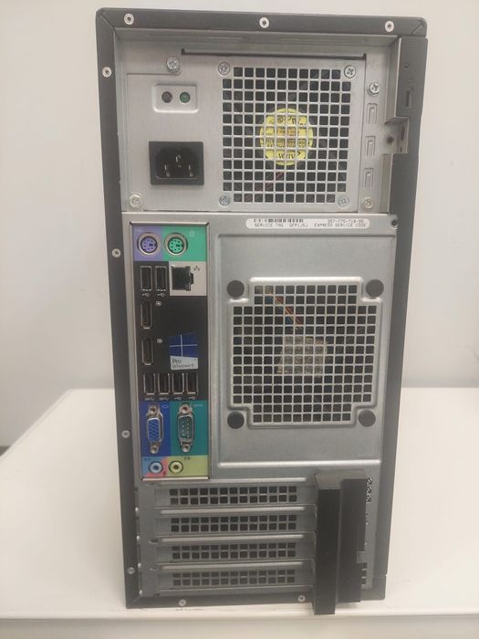 Компютър Dell Optiplex 7010