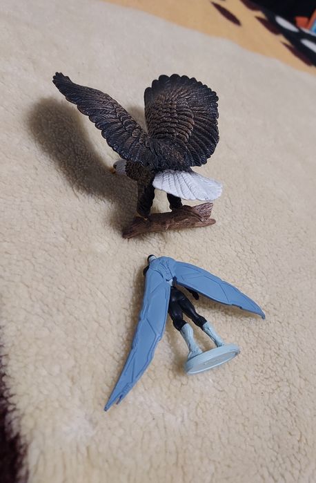 Figurina Schleich vultur + Marvel-Avengers-jucarii colectie originale