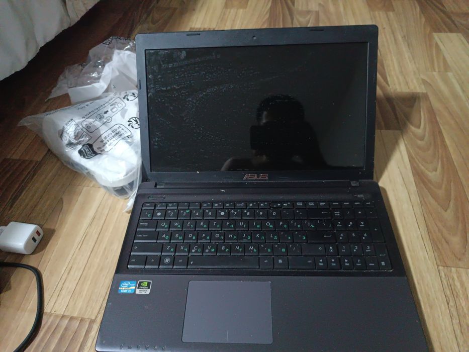 Два ноутбука Asus Acer