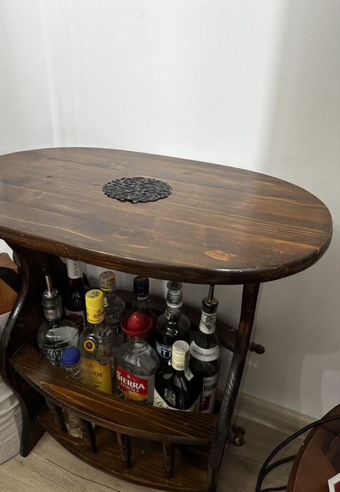 Холно обзавеждане