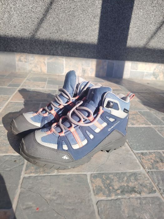 Ghete Decathlon Quechua marime 35 purtați o singura data