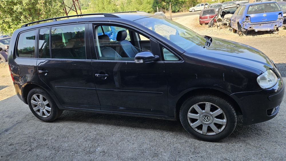 Vw Touran 2.0 tdi - 140ps. на части