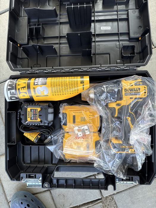 Vind filetanta dewalt DCD708 D2T-QW noua la cutie 2025