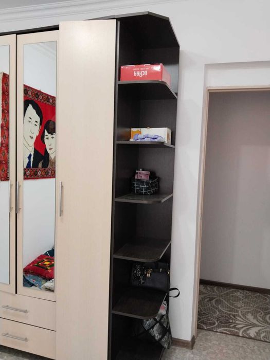 срочно продается шкаф