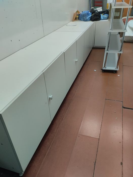 Шкафчики 4 шт. Для бутика.