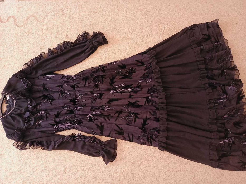 Продается Платье