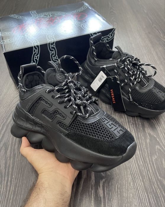 Versace Chain reaction