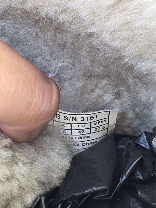 UGG оригинални ботуши с пайети N42