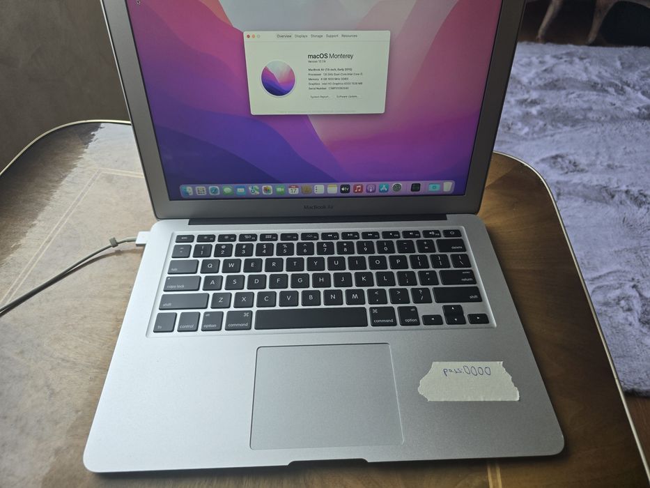Продавам MacBook Air