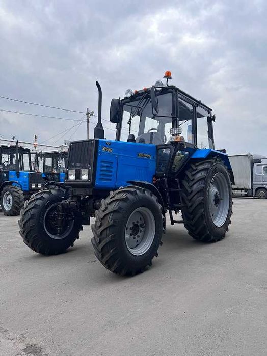 МТЗ Беларус 920М