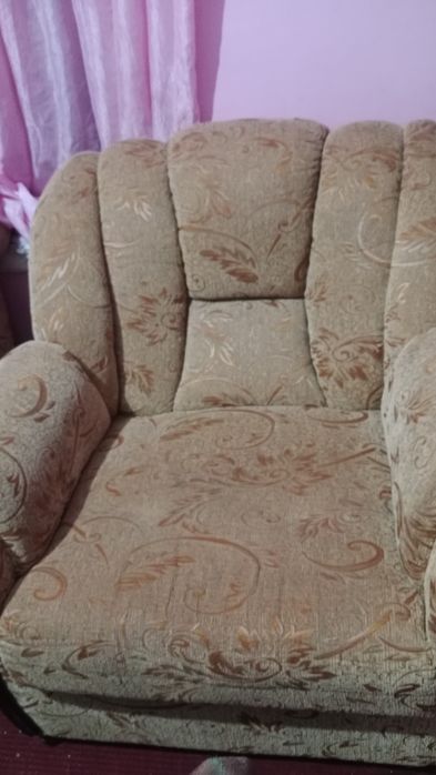 Диван, кресло оч жигарранг