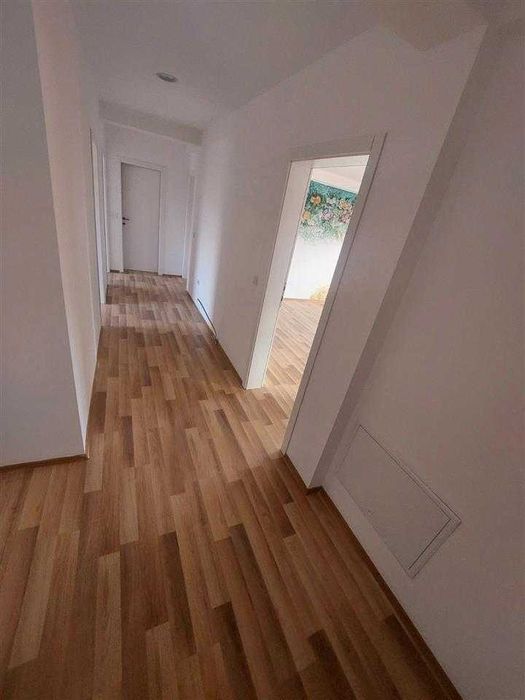 Дава се под наем Тристаен апартамент в Пловдив, Южен - 85 кв.м за 351.9 € - Снимка #5